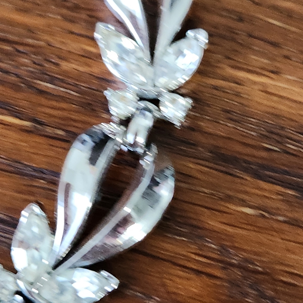 Vintage Silver & Rhinestone Necklace with earrings. UNIQUE. 14" BEAUTIFUL - Picture 7 of 7